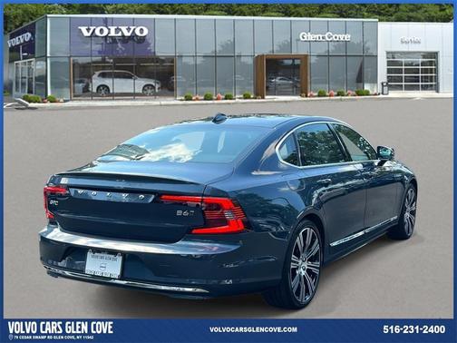 2023 Volvo S90 B6 Plus