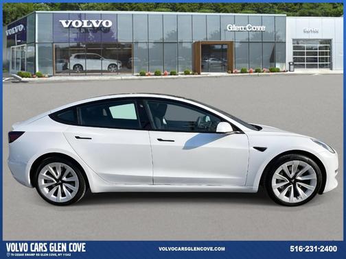 2022 Tesla Model 3 Long Range