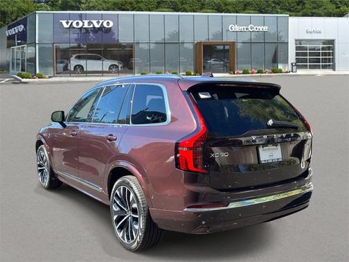 2025 Volvo XC90 B6 Ultra