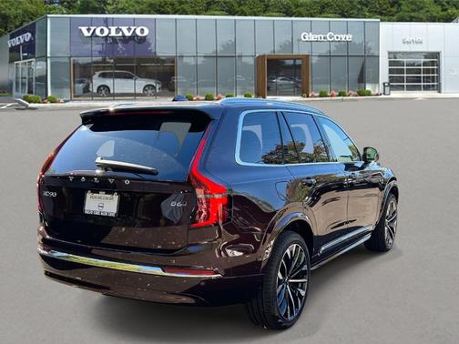 2025 Volvo XC90 B6 Ultra