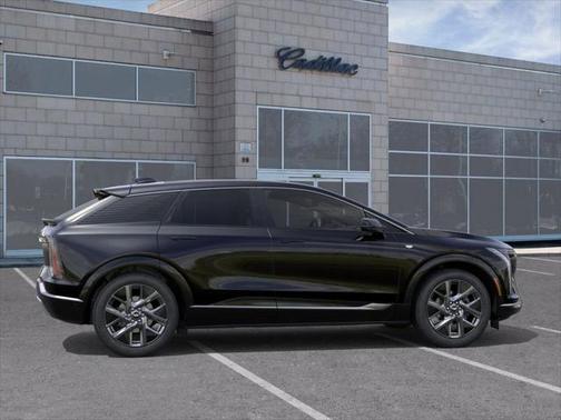2025 Cadillac OPTIQ Luxury 2 AWD