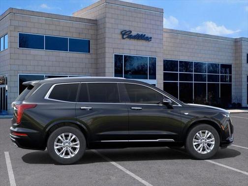 2025 Cadillac XT6 Luxury AWD