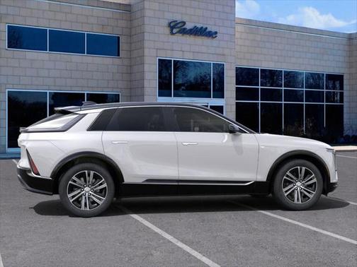 2025 Cadillac LYRIQ Luxury w/1SC