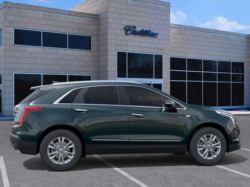 2026 Cadillac XT5 Luxury