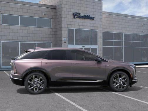 2025 Cadillac OPTIQ Luxury 1 AWD