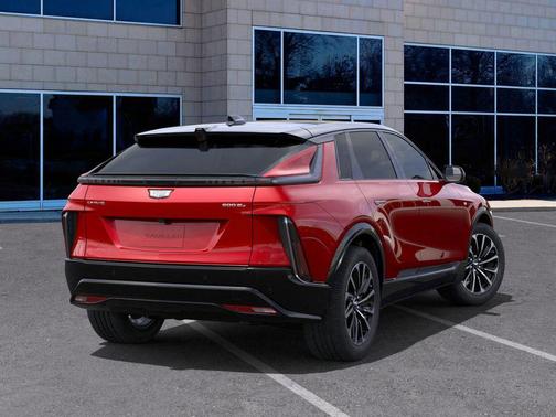 2025 Cadillac LYRIQ Sport