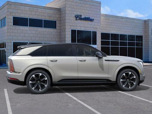 2025 Cadillac Escalade IQ Sport 2