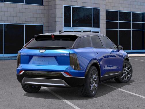 2025 Cadillac OPTIQ Luxury 1 AWD