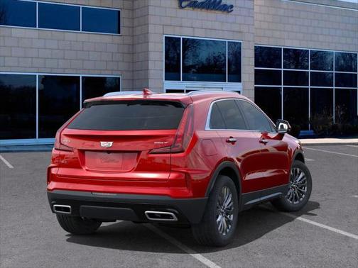 2025 Cadillac XT4 Premium Luxury