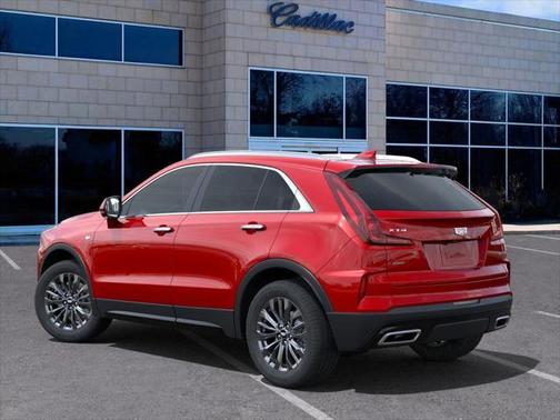 2025 Cadillac XT4 Premium Luxury