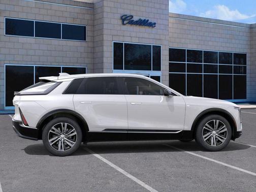 2025 Cadillac LYRIQ Luxury