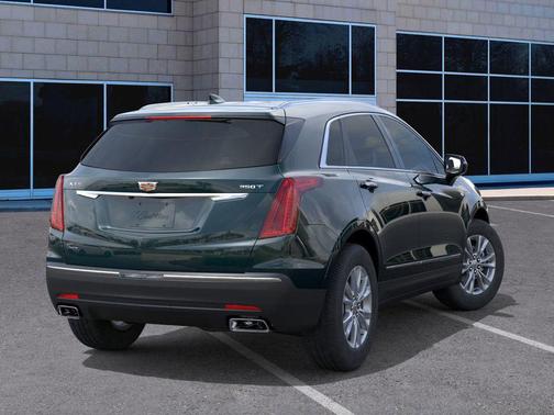 2026 Cadillac XT5 Luxury