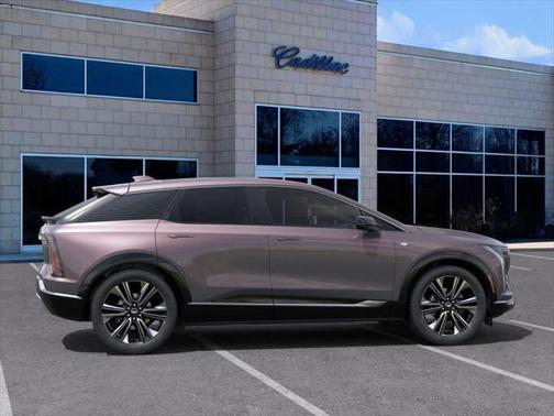 2025 Cadillac OPTIQ Luxury