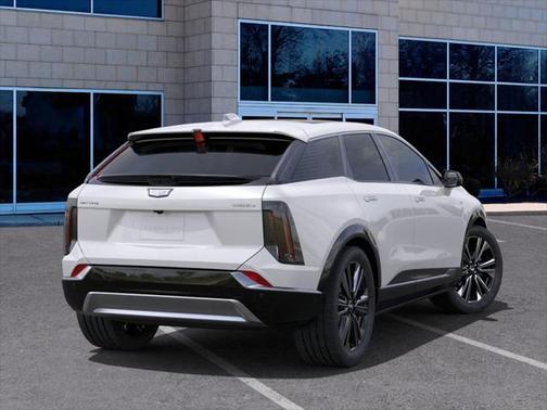 2025 Cadillac OPTIQ Luxury