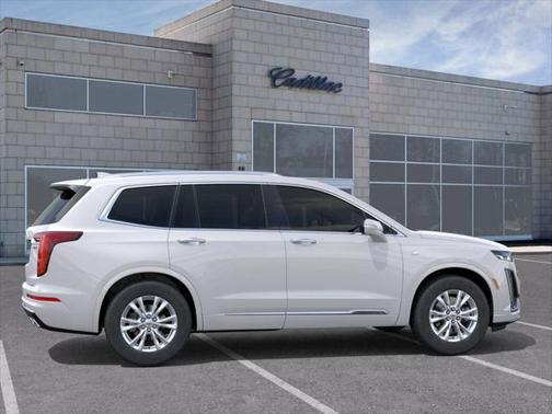 2025 Cadillac XT6 Luxury AWD