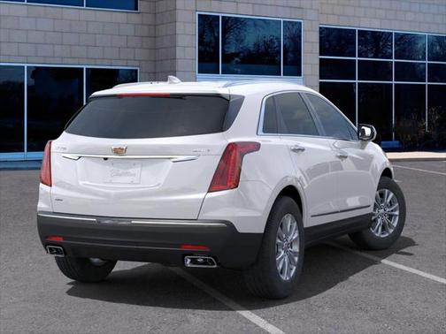 2025 Cadillac XT5 Luxury
