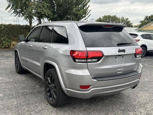 2019 Jeep Grand Cherokee Altitude