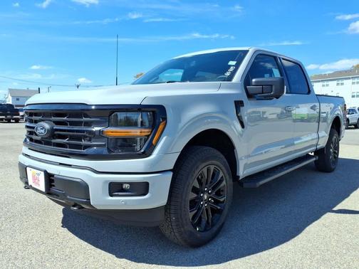 Avalanche 2026 Ford F-150 XLT
