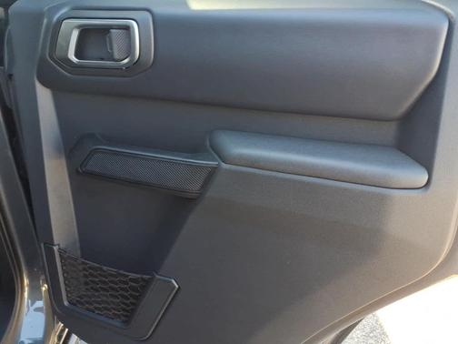 Carbonized Gray Metallic 2026 Ford Bronco Badlands