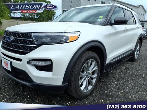 Star White Metallic Tri-Coat 2023 Ford Explorer XLT