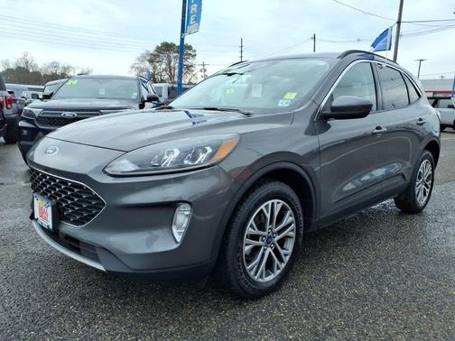2022 Ford Escape SEL