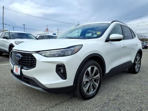 2024 Ford Escape Platinum
