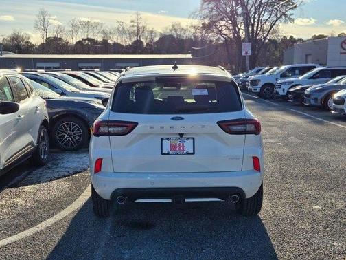 2025 Ford Escape ST-Line Elite