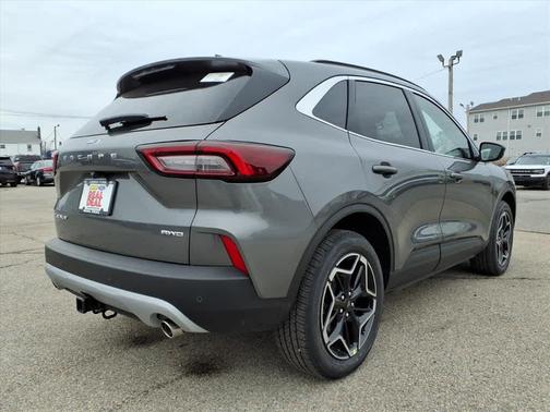 2026 Ford Escape Platinum