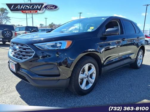 Agate Black Metallic 2022 Ford Edge SE