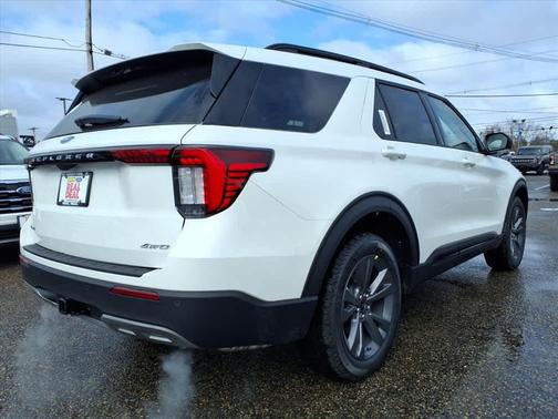 2026 Ford Explorer Active w/200A Pkg