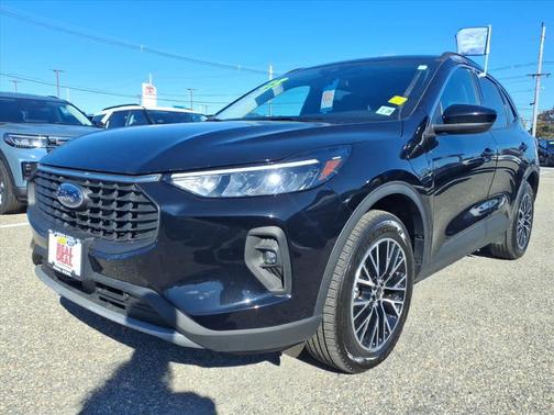 2023 Ford Escape PHEV Base