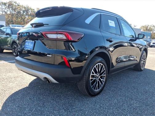2023 Ford Escape PHEV Base