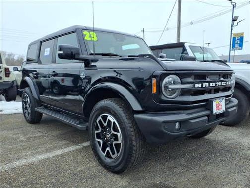 2023 Ford Bronco Outer Banks