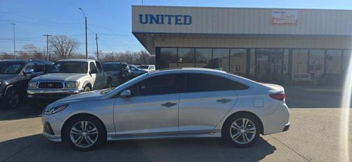 2018 Hyundai SONATA Sport