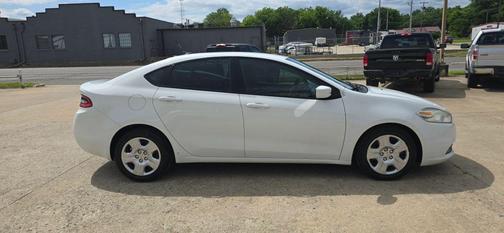 Bright White Clearcoat 2015 Dodge Dart SE