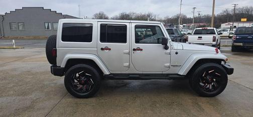 2011 Jeep Wrangler Unlimited Sahara