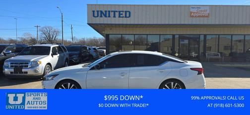 2020 Nissan Altima SR FWD