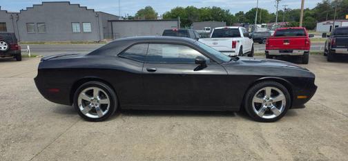 2011 Dodge Challenger Base