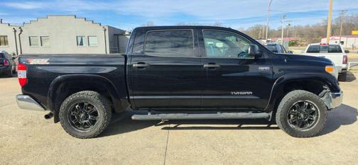 2015 Toyota Tundra SR5