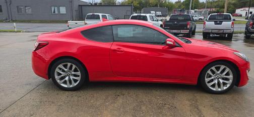 2016 Hyundai Genesis Coupe 3.8 Base