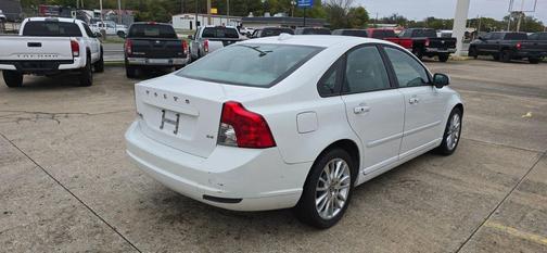 2010 Volvo S40 2.4i