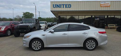 Sparkling Silver 2017 Kia Optima EX