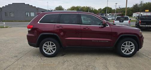 2018 Jeep Grand Cherokee Laredo E