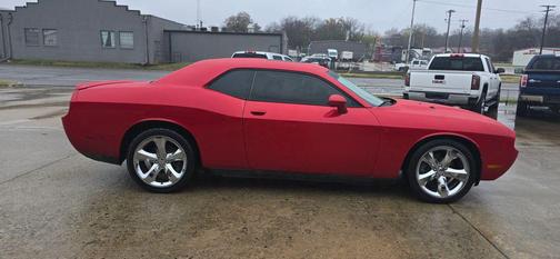 2013 Dodge Challenger SXT