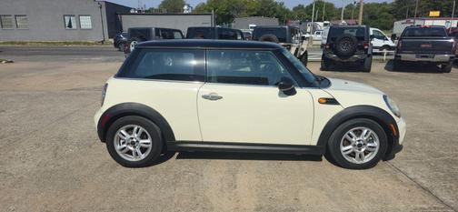 2011 MINI Cooper Base