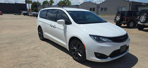 2018 Chrysler Pacifica Touring Plus