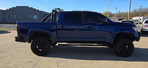 2014 Toyota Tundra SR5