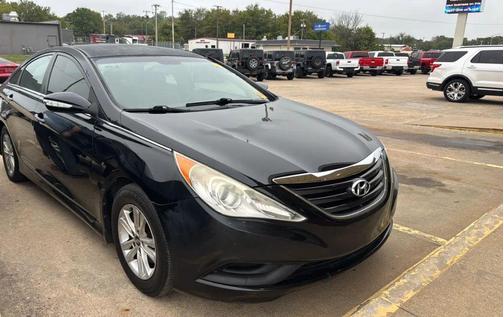 2014 Hyundai SONATA GLS