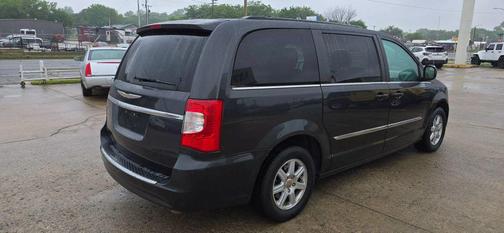 2012 Chrysler Town & Country Touring