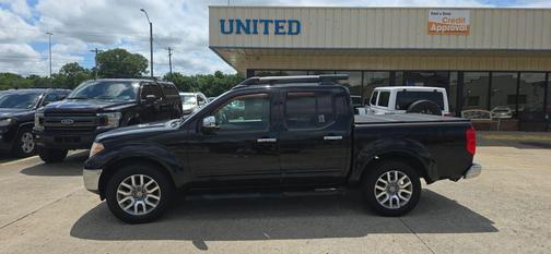 Black 2010 Nissan Frontier LE